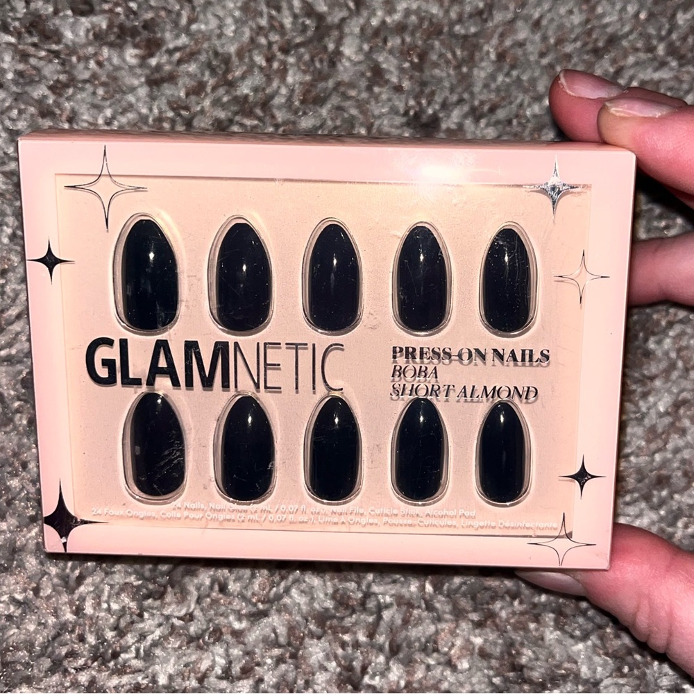 NEW Glamnetic Press on nails Boba black short almond BLACK PRESS-ON nails